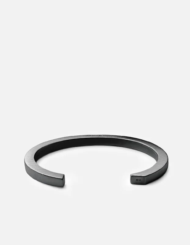 Ipsum Cuff, Matte Black