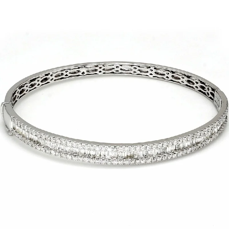 Pompeii3 10k White Gold 2.73 ct TDW Baguette Diamond Bracelet 10k White Gold 5.7mm Wide