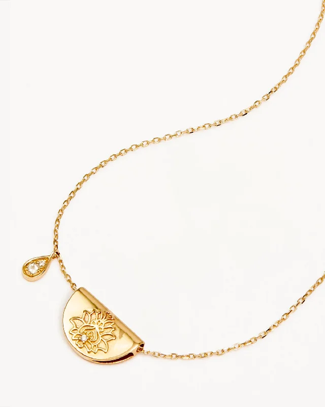 14k Solid Gold Lotus Birthstone Diamond Necklace - June - Moonstone