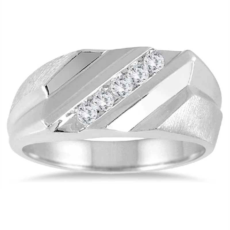 1/4 Carat TW Diamond Men's Ring in 10K White Gold