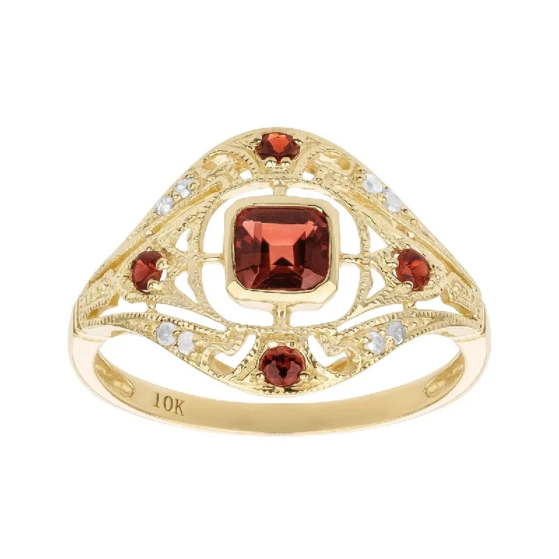 Viducci 10k Yellow Gold Vintage Style Genuine Garnet and Diamond Ring