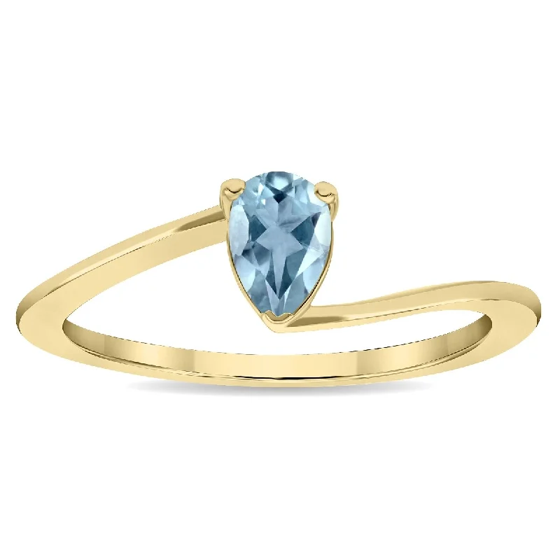 Women's Solitaire Pear Shaped Aquamarine Wave Ring in 10K Yellow Gold